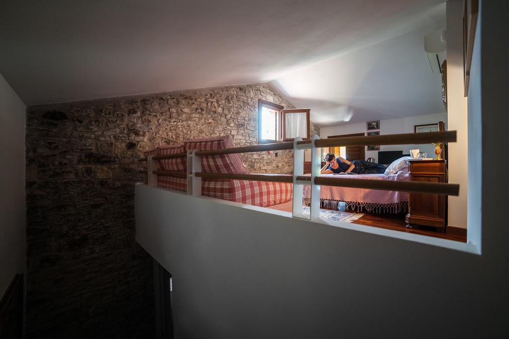 Alquaranta Bed and Breakfast Revine Lago Eksteriør billede